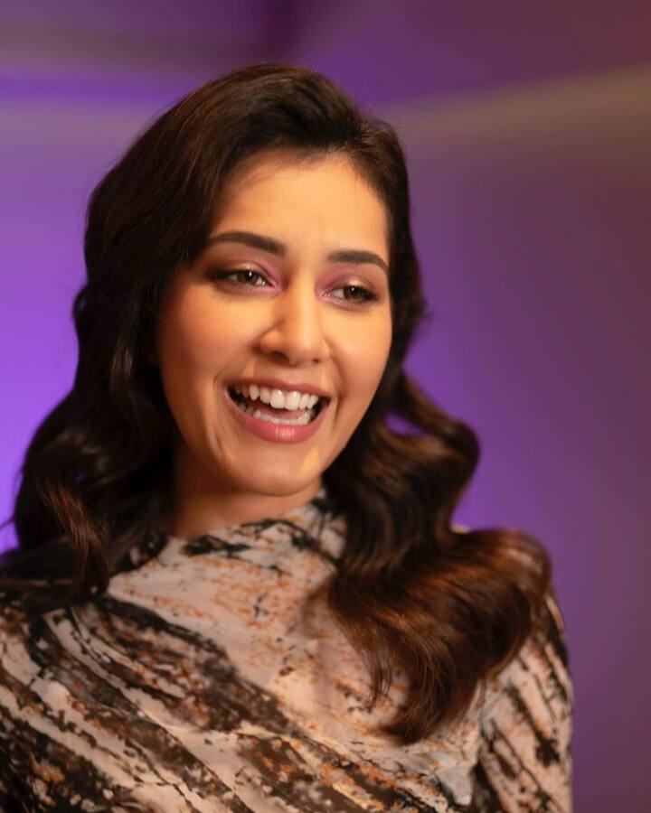 రాశి ఖన్నా అందమైన ఫోటోలు -Image credit: RashiiKhanna/Instagram