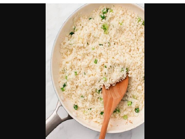 How to Make Cauliflower Rice here is the recipe Cauliflower Rice : வெய்ட் குறைக்கணுமா? காலிஃப்ளவர் ரைஸ் ஒரு நல்ல சாய்ஸ்.. இதோ ரெஸிபி..
