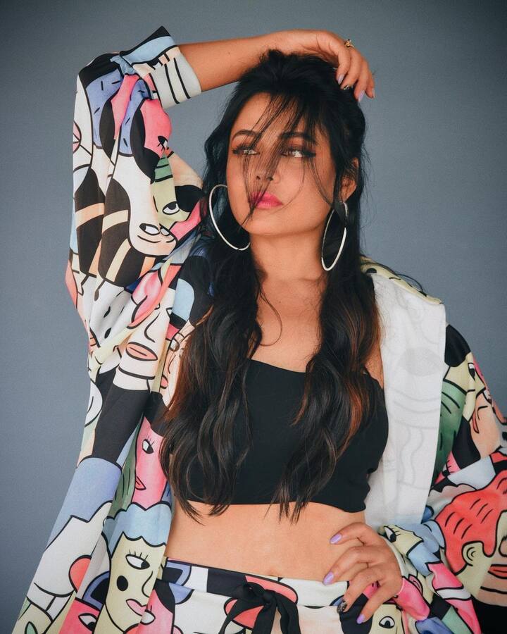 नुकतंच प्रार्थनाने फोटोशूट केलं आहे.  (Photo : @prarthana.behere/IG)