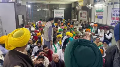 ਸੰਯੁਕਤ ਕਿਸਾਨ ਮੋਰਚੇ ਦੀ ਮੀਟਿੰਗ 'ਚ ਹੋਇਆ ਹੰਗਾਮਾ, ਮੋਰਚੇ ਚੋਂ ਹਟਾਏ ਲੀਡਰਾਂ ਨੂੰ ਕਿਹਾ ਸੀ ਮੀਟਿੰਗ ਛੱਡਣ ਨੂੰ