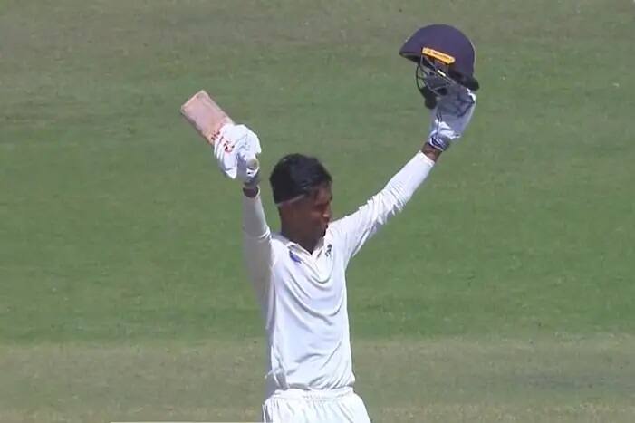 first class match : kumar kushagra become youngest cricketer to score 250 plus in ranji trophy 17 વર્ષના ભારતીય બેટ્સમેને બેવડી સદી ફટકારીને બનાવ્યો અનોખો રેકોર્ડ, કોણ છે આ ખેલાડી ને કોની સામે રમી ઇનિંગ, જાણો