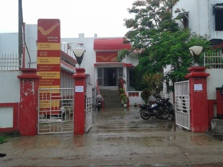 इस स्कीम में निवेश करने के बाद आप पांच साल से पहले भी अपने अकाउंट को बंद कर सकते हैं. अगर निवेश के एक साल के भीतर आप अकाउंट को बंद कर देते हैं तो आपको किसी तरह का ब्याज नहीं मिलेगा.वहीं 2 साल के अंदर अकाउंट बंद करने पर 1.5 प्रतिशत राशि को काट लिया जाएगा. वहीं 2 से 5 साल के बीच में अकाउंट बंद करने पर आपकी कुल जमा राशि में से 1 प्रतिशत काट लिया जाएगा.