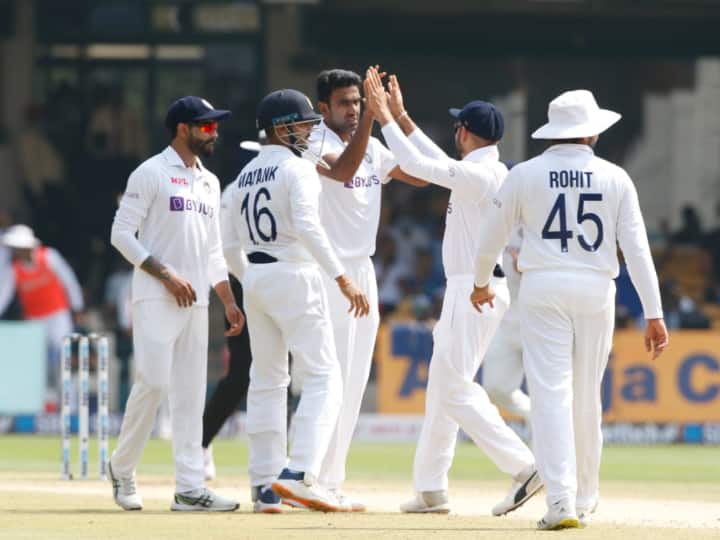 IND vs SL, 2nd Test: India won the match by 238 runs and win series against Sri Lanka Day 3 M. Chinnaswamy Stadium Ind vs SL, 2nd Test: India Beat Sri Lanka To Sweep Series 2-0, Register 15th Successive Test Series Win At Home