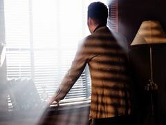 होली खेलने से डरते हैं बॉलीवुड के ये मशहूर डायरेक्टर, अमिताभ बच्चन से जुड़ा है ये दिलचस्प किस्सा