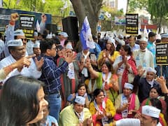 Delhi News: दिल्ली MCD चुनाव टलने पर AAP का बीजेपी पर हमला, कहा- केंद्र के दवाब में है चुनाव आयोग