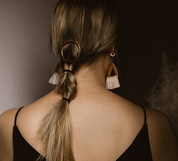 पोनीटेल लैंगिकदृष्ट्या आकर्षित करते?