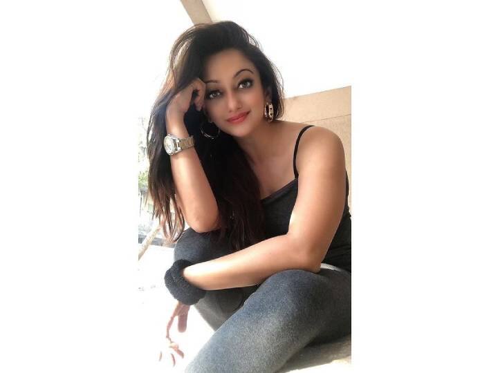 नुकतेच मानसीने सुंदर फोटोशूट केलं आहे. यातील काही फोटो तिने आपल्या सोशल मीडिया अकाऊंटवर शेअर केले आहेत.