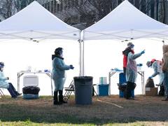 चीन 6 दिनों में 6,000 बेड का अस्पताल कर रहा तैयार, कोरोना के 2,300 नए मामले हुए दर्ज