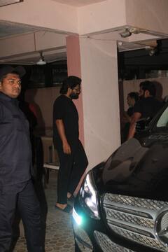 बढ़ी हुई दाढ़ी, काला चश्मा...कुछ इस अंदाज में संजय लीला भंसाली से मिलने पहुंचें अल्लू अर्जुन, क्या पसंद आ गई है बॉलीवुड स्क्रिप्ट