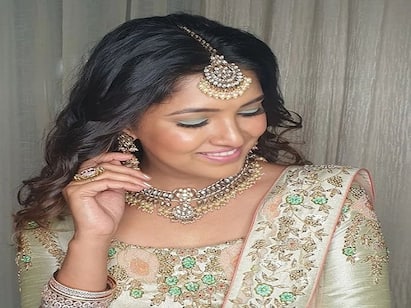 Actress Vani Bhojan: நேற்று நான் உன்னை பார்த்த பார்வை... வாணி போஜன் லேட்டஸ்ட் க்ளிக்ஸ் !