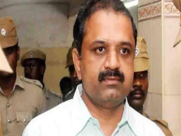 rajivgandhi murder case perarivalan comes out puzhal prision from bail புழல் சிறையில் இருந்து ஜாமீனில் வெளியில் வந்தார் பேரறிவாளன்..!