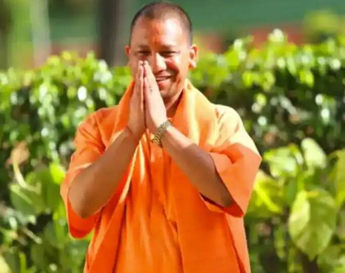 up election 2022 with a thumping victory in the election a new record was made in vote share yogi adityanath came out ahead beating akhilesh UP Election 2022 : मतांच्या टक्केवारीत अखिलेश यादव यांना मागे टाकत योगी आदित्यनाथ यांचा नवा विक्रम