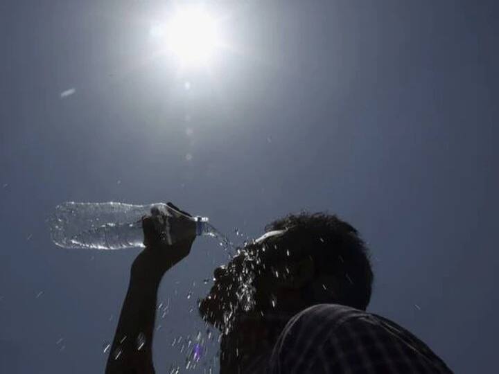 Maharashtra Heat Wave again in Vidarbha from 7 to 11 May Meteorological Department Forecast Nagpur Marathi News Maharashtra Heat Wave : विदर्भावर पुन्हा सूर्य कोपणार, काळजी घ्या; हवामान विभागाकडून उष्णतेच्या लाटेचा अंदाज