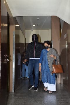 Shilpa Shetty's Husband Raj Kundra Gets Brutally Trolled As He Completely Covers His Face With Hoodie- See Pics