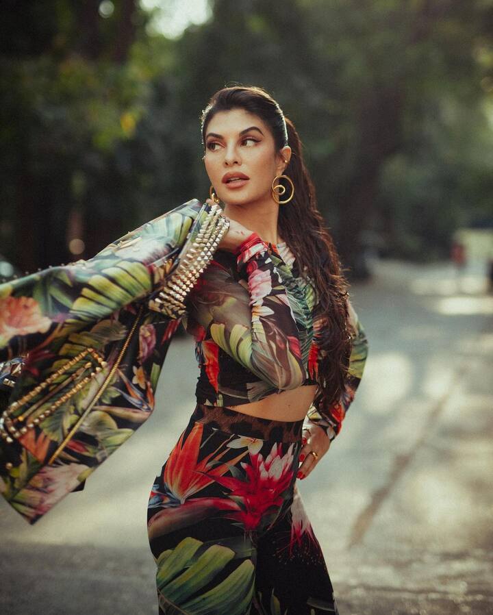 अटॅक या चित्रपटात जॅकलिनसोबतच जॉन अब्राहम आणि रकुल प्रीत सिंह हे प्रमुख भूमिका साकारणार आहेत. ( jacqueline fernandez/instagram)
