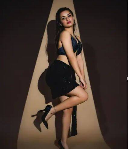 ਅਵਨੀਤ ਕੌਰ ਦੀਆਂ ਫੋਟੋਆਂ ਨੇ ਚੜ੍ਹਾਇਆ ਇੰਟਰਨੈੱਟ ਦਾ ਪਾਰਾ, ਕਰਵਾਇਆ ਕਿਲਰ ਫੋਟੋਸ਼ੂਟ