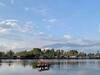 Jammu-Kashmir Weather Forecast: जम्मू-कश्मीर में होने लगा गर्मी का एहसास, फिलहाल मौसम साफ लेकिन जानें क्या है बारिश का अनुमान