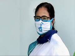 पश्चिम बंगाल सरकार ने कोविड-19 के प्रतिबंधों को बढ़ाया, लेकिन होलिका दहन को लेकर मिली छूट