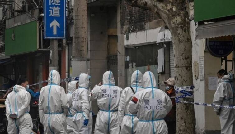 Coronavirus: Now  China battles multiple outbreaks driven by stealth Omicron know top five updates on surge in Covid cases in China China Covid-19 Cases: ચીનમાં સ્ટીલ્થ ઓમિક્રોનનો ફફડાટ, જાણો 5 મોટા અપડેટ