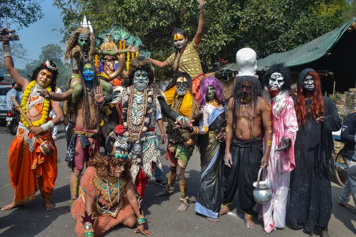 Artists dressed as deities take part in a religious procession ahead of the upcoming festival of Holi, in Meerut, Tuesday, March 15, 2022. (Source: PTI)