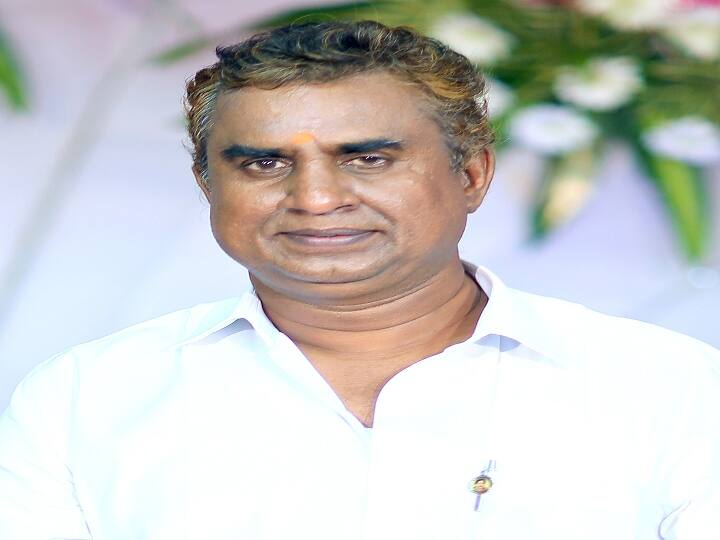 FIR report for raid former minister sp velumani 58 இடங்கள்... அதிரடியாக புகுந்த அதிகாரிகள்: அதிர்ச்சியான அதிமுக முன்னாள் அமைச்சர்! எஃப்.ஐ.ஆரில் இருப்பது என்ன?