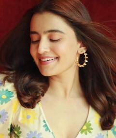 Rukshar Dhillon Photos: విశ్వక్ సేన్ సినిమాతో అయినా రుక్సర్ సక్సెస్ అయ్యేనా