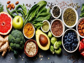 Health Tips : स्मरणशक्ती वाढवायचीय? 'या' पदार्थांचा करा आहारात समावेश