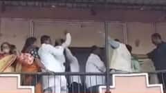 Kalna: দলের ঘোষিত চেয়ারম্যানকে মানতে আপত্তি, শপথ গ্রহণে অনুপস্থিত TMC-র ১২ জন কাউন্সিলর | Bangla News