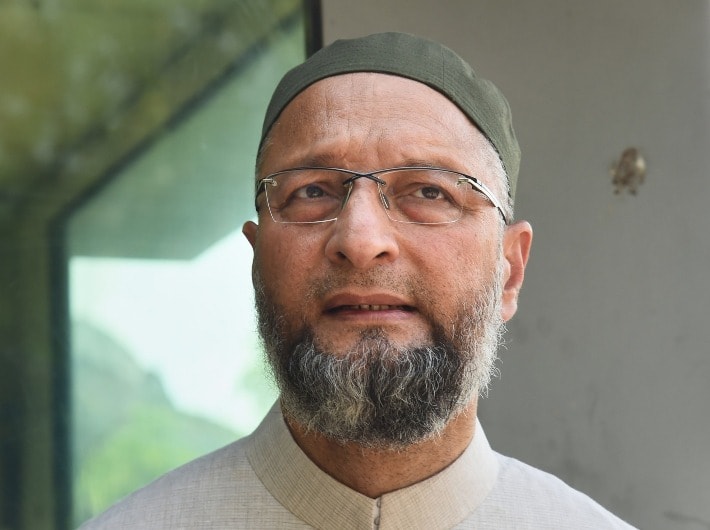 Except hijab now all religious symbols will be allowed in schools: AIMIM chief Asaduddin Owaisi after Karnataka HC verdict Hijab Issue : ’ஹிஜாப் தவிர மற்ற மத அடையாளங்களுக்கு இனி அனுமதி இருக்கும்!’ - அசாஸூதின் ஒவைஸி