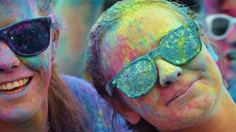 Holi 2022: Precautions to Be Taken in Playing Holi, know in details Holi 2022: রং খেলার আগে যে সাবধানতাগুলি মেনে চলবেন