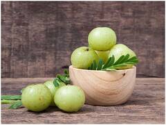 मुंह की बदबू से मिलेगा छुटकारा, घर पर आंवले से इस तरह बनाएं माउथ फ्रेशनर