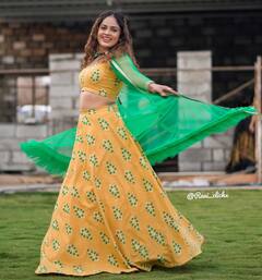 NanditaSwetha: అందాల చందమామలా నందితా శ్వేత, డ్రెస్ అదిరిపోయిందిగా