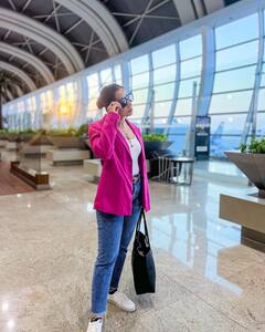 Shreya Bugade :अभिनेत्री श्रेया बुगडे दिलेल्या कॅप्शननं वेधलं अनेकांचे लक्ष