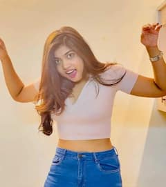 Rithu Chowdary Latest Photos: జీన్స్‌లో 'జబర్దస్త్' బ్యూటీ రీతూ చౌదరి