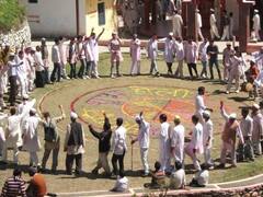 Holi 2022: अल्मोड़ा में 150 साल पुरानी पारपंरिक होली की शुरुआत हुई, होली गायन समेत बेहद खास है परंपरा