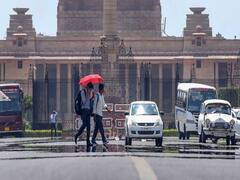 Delhi-NCR Weather Forecast: आज दिल्ली में 35 डिग्री के पार पहुंच जाएगा तापमान, चलेंगी तेज हवाएं, जानें- मौसम का पूरा हाल
