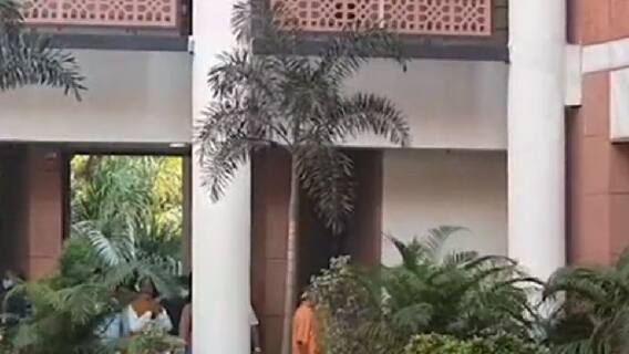 Khabarein Tabadtod: BJP ऑफिस में बड़ी बैठक, शपथग्रहण की तारीख और मंत्रिमंडल पर चर्चा