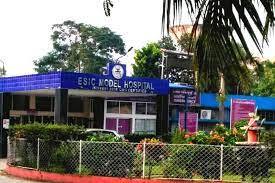 No Doctors Available In ESI Hospital: పదవుతున్నా వైద్యుల జాడ లేకపాయె! | Srikakulam | ABP Desam