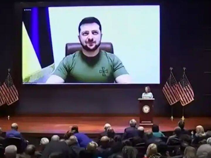 ukraine russia war president volodymyr zelenskyy address in us parliament  Russia Ukraine War : अमेरिकन संसदेत झेलेन्स्कींनी दाखवला युक्रेनच्या विध्वंसाचा व्हिडीओ, युद्ध थांबवण्याची केली मागणी 