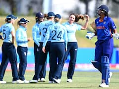 IND v ENG: 1 vs 11.. మిథాలీ సేనను ఓడించిన హెథర్‌ నైట్‌! 4 వికెట్లతో ఇంగ్లాండ్‌ విజయం