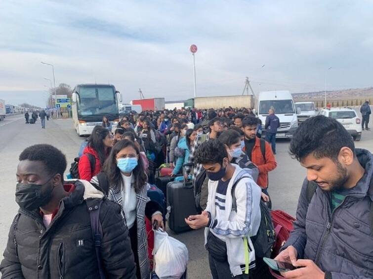 For the first time, the Russian army helped evacuate Indians from Ukraine, rescued 3 Indians યુક્રેનમાંથી ભારતીયોને બહાર કાઢવામાં પ્રથમ વખત રશિયાની આર્મીએ કરી મદદ, 3 ભારતીયોને બચાવ્યા