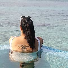 Actress Varalaxmi : வானம் தேடிய தேவதையாய் வரலட்சுமி... மாலத்தீவில் மஜா புகைப்படங்கள்!