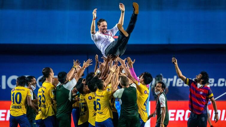 ISL 2022: Adrian Luna's relentless magic powers Kerala Blasters into final ISL 2022: জামশেদপুরকে আটকে ৬ বছর পর ফের আইএসএলের ফাইনালে কেরালা ব্লাস্টার্স