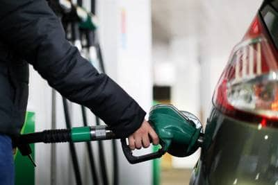 Petrol-Diesel Price Today 22 March 2022 international market crude oil fuel rate iocl cities petrol diesel rates stable Petrol-Diesel Price : साडेचार महिन्यानंतर पेट्रोल-डिझेल महागलं! पेट्रोल 84 पैसे तर डिझेल 83 प्रति लिटर पैशांनी महाग