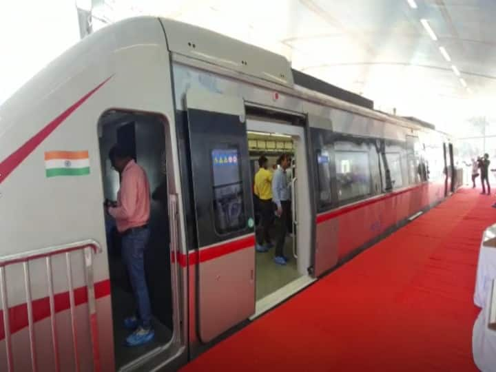 Rapid rail starts from next year facilities like contactless ticketing QR code अगले साल से शुरु होगी Rapid Rail, टिकट नहीं लगना होगा लाइन में, मेट्रो के मुकाबले ज्यादा आधुनिक होगा सिस्टम