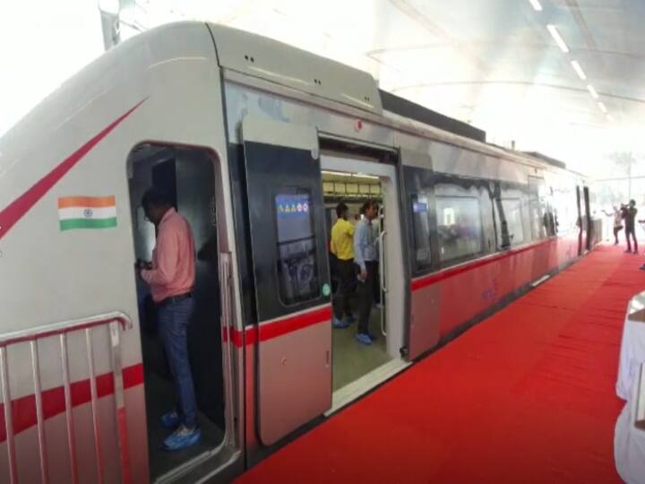 First rapid train left from Gujarat to Duhai depot plan to run till end of the year Delhi News: गुजरात से रवाना हुई पहली रैपिड ट्रेन, जल्द पहुंचेगी गाजियाबाद के दुहाई डिपो, जानें- कब तक चलेगी?