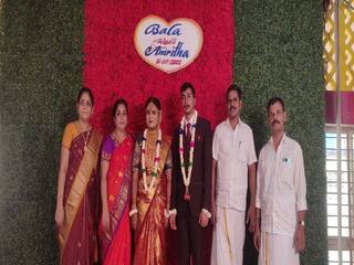 செல்ல மகளின் திருமணத்துக்கு வந்த மொய் பணத்தை ஆதரவற்ற குழந்தைகளுக்கு  கொடுத்த தந்தை