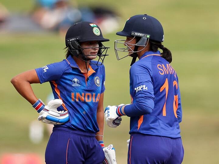 ENG-W vs IND-W Match Bad start of Indian women's team, 86 for seven in 24 overs ENG-W vs IND-W Match : भारतीय महिला संघाची इंग्लंड विरुद्ध खराब सुरुवात, 24 षटकात सात बाद 86 धावा
