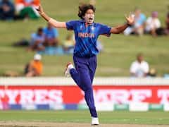 वनडे क्रिकेट में झूलन गोस्वामी के नाम हुआ यह खास रिकॉर्ड, ऐसा करने वाली पहली महिला बनी