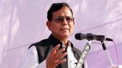 CPM State Committee: সিপিআইএম-র রাজ্য কমিটিতে বড় রদবদল, নতুন রাজ্য সম্পাদক মহম্মদ সেলিম | Bangla News